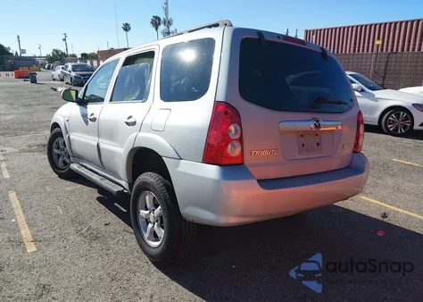 2005 Mazda Tribute S z USA, uszkodzony, nr VIN 4F2CZ06135KM35450